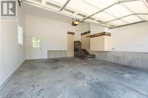 1 Meadowlea Court, Caledonia, ON - Indoor Photo Showing Garage