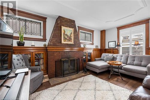 27 Mountain Street, Grimsby, ON - Indoor Photo Showing Living Room With Fireplace