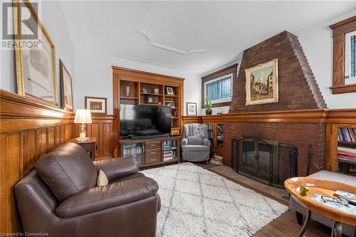 27 Mountain Street, Grimsby, ON - Indoor Photo Showing Living Room With Fireplace