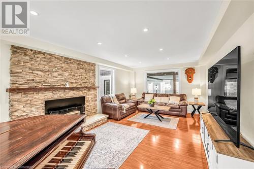 4316 Derry Road, Burlington, ON - Indoor Photo Showing Living Room With Fireplace