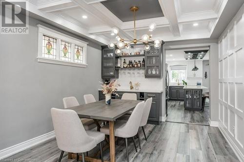 88 Graham Avenue S, Hamilton, ON - Indoor Photo Showing Dining Room