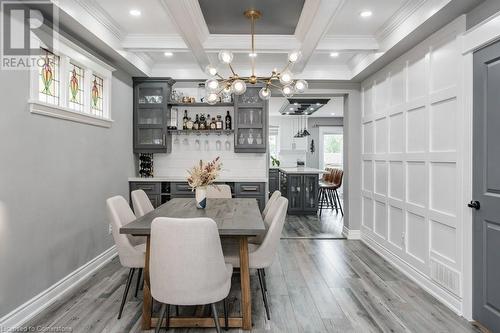 88 Graham Avenue S, Hamilton, ON - Indoor Photo Showing Dining Room