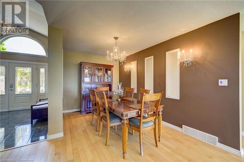 96 Lakeside Drive, Grimsby, ON - Indoor Photo Showing Dining Room