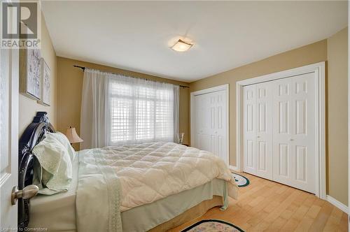 96 Lakeside Drive, Grimsby, ON - Indoor Photo Showing Bedroom