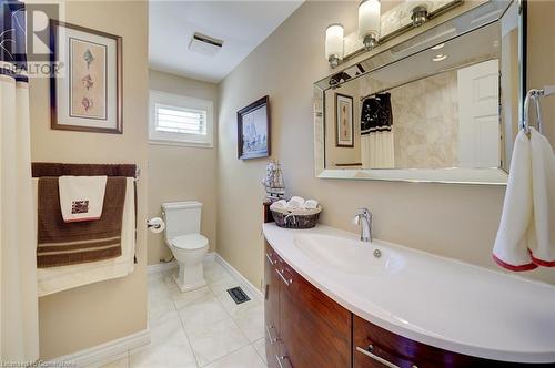 96 Lakeside Drive, Grimsby, ON - Indoor Photo Showing Bathroom