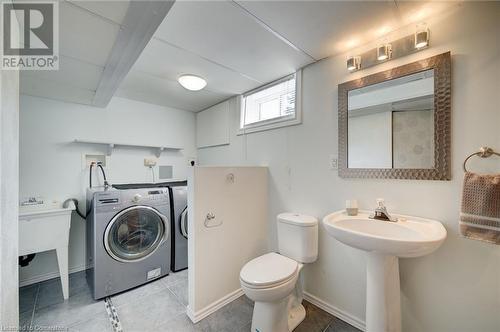 96 Lakeside Drive, Grimsby, ON - Indoor Photo Showing Laundry Room