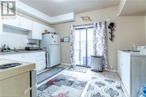 567 Mary Street, Hamilton, ON - Indoor Photo Showing Laundry Room