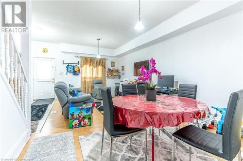 567 Mary Street, Hamilton, ON - Indoor Photo Showing Dining Room