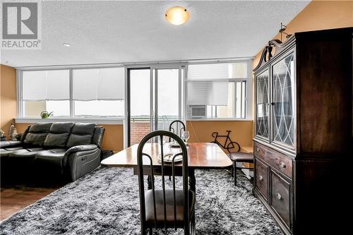 2301 Derry Road W Unit# 1005, Mississauga, ON - Indoor Photo Showing Other Room