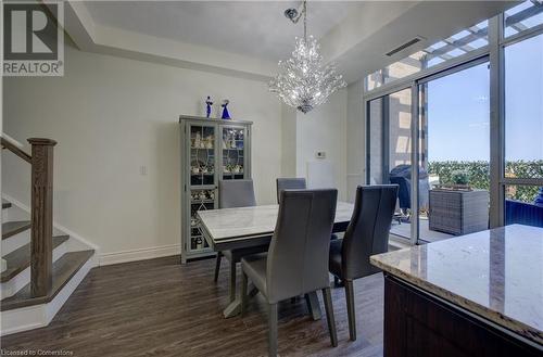 1940 Ironstone Drive Unit# 304, Burlington, ON - Indoor Photo Showing Dining Room