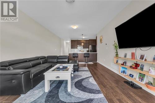 4311 Mann Street Unit# 51, Niagara Falls, ON - Indoor Photo Showing Living Room