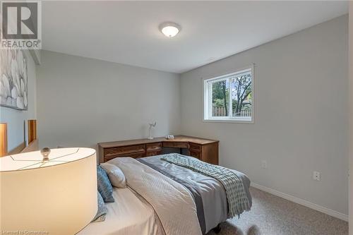 22 Hepburn Crescent, Hamilton, ON - Indoor Photo Showing Bedroom