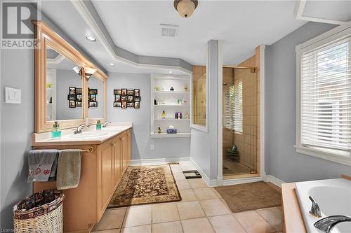 78 Valleyview Drive, Ancaster, ON - Indoor Photo Showing Bathroom