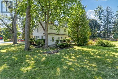 2389 Lakeshore Road, Burlington, ON - Outdoor