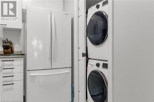 2040 Cleaver Avenue Unit# 321, Burlington, ON - Indoor Photo Showing Laundry Room