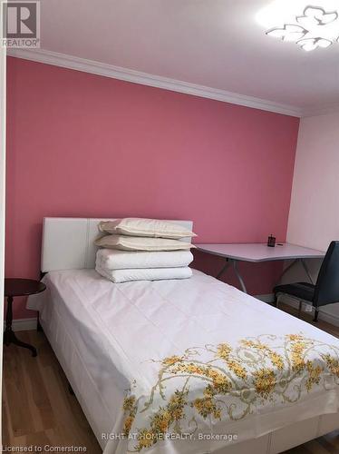 4472 Second Avenue, Niagara Falls, ON - Indoor Photo Showing Bedroom