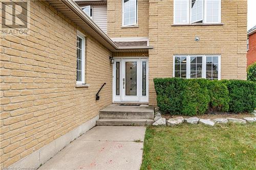 41 Highbury Drive, Stoney Creek, ON 