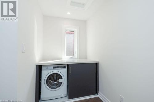 77 William Street, Hamilton, ON - Indoor Photo Showing Laundry Room