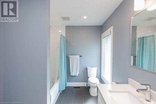 77 William Street, Hamilton, ON - Indoor Photo Showing Bathroom