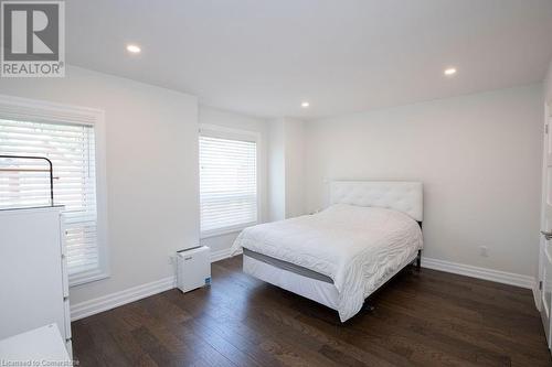 77 William Street, Hamilton, ON - Indoor Photo Showing Bedroom