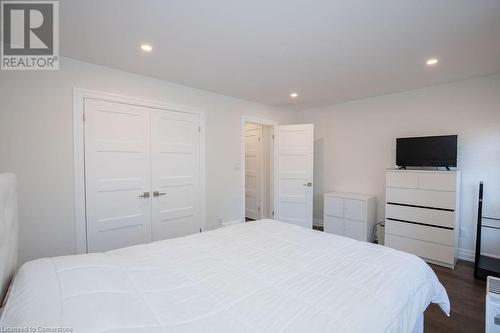 77 William Street, Hamilton, ON - Indoor Photo Showing Bedroom