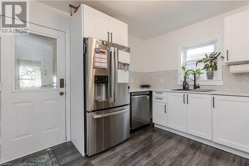 104 Rosedale Avenue, Hamilton, ON - Indoor Photo Showing Kitchen With Stainless Steel Kitchen