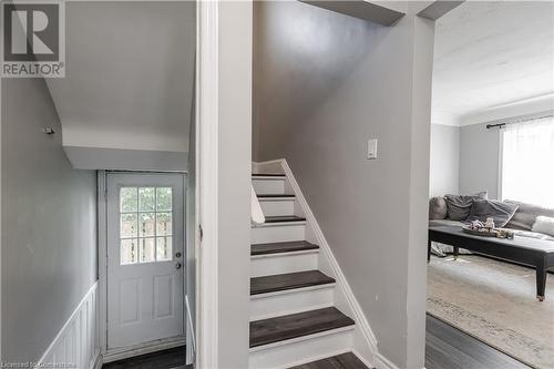 104 Rosedale Avenue, Hamilton, ON - Indoor Photo Showing Other Room