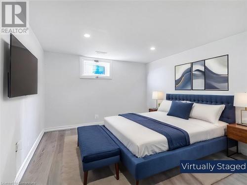 15 James Avenue, Brantford, ON - Indoor Photo Showing Bedroom