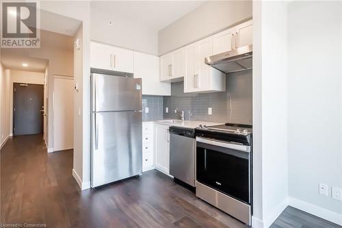 15 Queen Street S Unit# 1503, Hamilton, ON - Indoor Photo Showing Kitchen