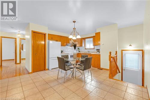 41 Elora Drive, Hamilton, ON - Indoor Photo Showing Dining Room