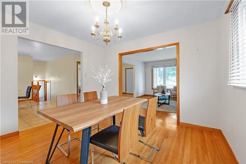 41 Elora Drive, Hamilton, ON - Indoor Photo Showing Dining Room