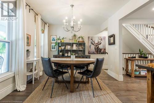 30 Picton Street W, Hamilton, ON - Indoor Photo Showing Dining Room