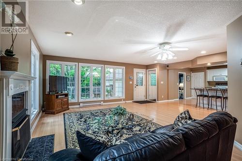 16 Durham Road, Stoney Creek, ON - Indoor With Fireplace