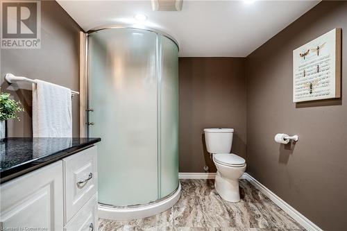 16 Durham Road, Stoney Creek, ON - Indoor Photo Showing Bathroom