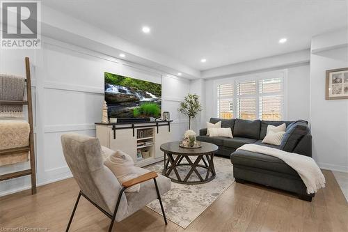 252 Kinsman Drive, Binbrook, ON - Indoor Photo Showing Living Room