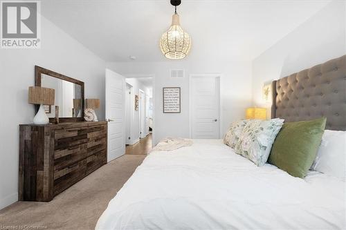 252 Kinsman Drive, Binbrook, ON - Indoor Photo Showing Bedroom