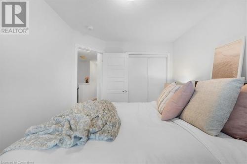 252 Kinsman Drive, Binbrook, ON - Indoor Photo Showing Bedroom