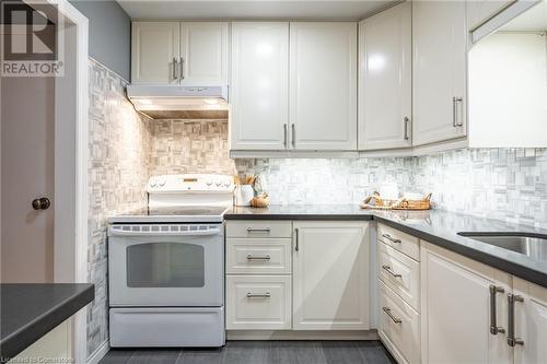 5029 Pinedale Avenue Unit# 64, Burlington, ON - Indoor Photo Showing Kitchen