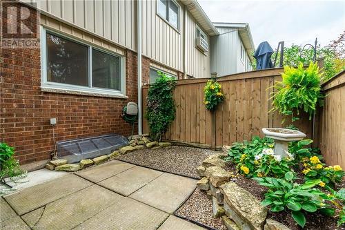 5029 Pinedale Avenue Unit# 64, Burlington, ON - Outdoor With Exterior