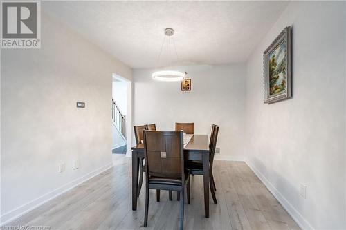 384 Limeridge Road E Unit# 11, Hamilton, ON - Indoor Photo Showing Dining Room