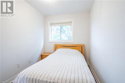 384 Limeridge Road E Unit# 11, Hamilton, ON - Indoor Photo Showing Bedroom