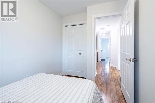 384 Limeridge Road E Unit# 11, Hamilton, ON - Indoor Photo Showing Bedroom