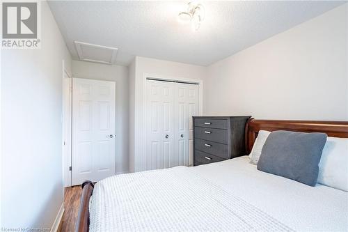 384 Limeridge Road E Unit# 11, Hamilton, ON - Indoor Photo Showing Bedroom