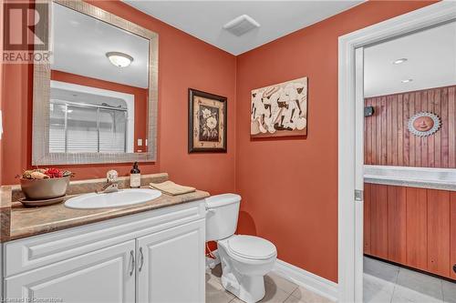 34 Penfold Court, Mount Hope, ON - Indoor Photo Showing Bathroom