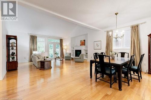 35 Landscapes Trail, Hamilton, ON - Indoor Photo Showing Dining Room