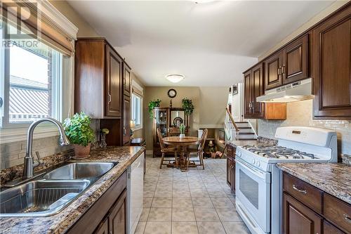 40 Michael Drive N, Port Colborne, ON - Indoor Photo Showing Kitchen With Double Sink