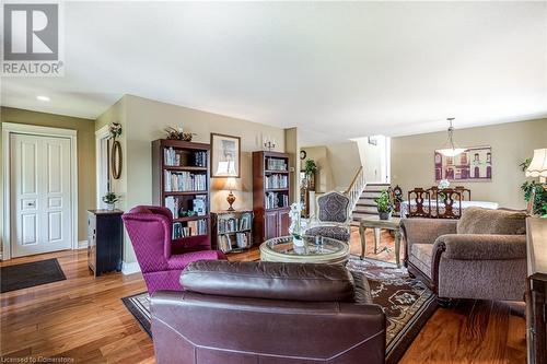 40 Michael Drive N, Port Colborne, ON - Indoor Photo Showing Living Room