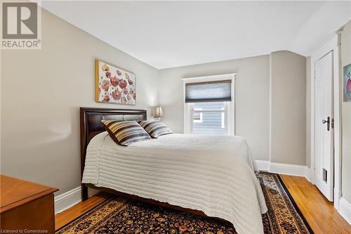 369 Queenston Street, St. Catharines, ON - Indoor Photo Showing Bedroom