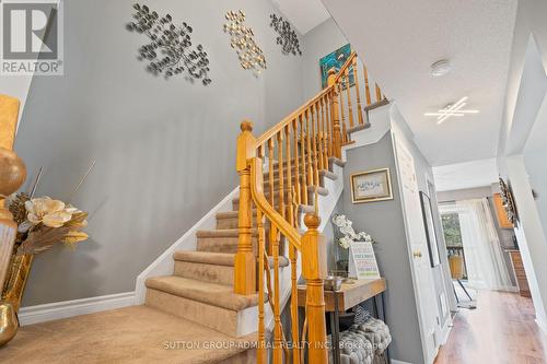 2 Pass Court, Barrie (Ardagh), ON - Indoor Photo Showing Other Room