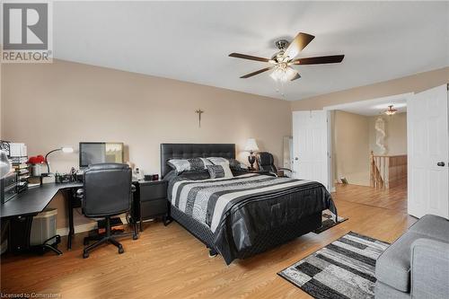 193 Tanglewood Drive, Hamilton, ON - Indoor Photo Showing Bedroom